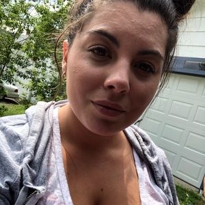 Meet your Posher, Sasha